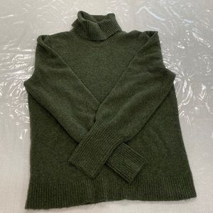 J.crew turtleneck sweater